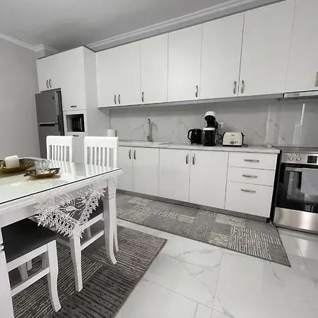 Luxury Apartment Korca Exterior photo
